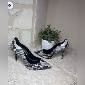 Aldo Snakeprint Pointed Toe scalloped Heels sz 11